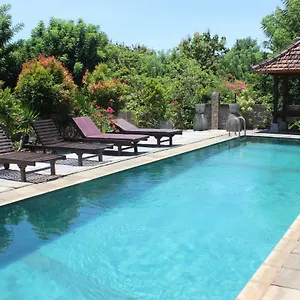 2* Bed & Breakfast Paranyogan